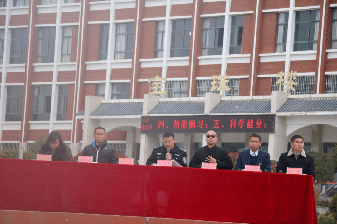 朝阳小区拥堵不堪昭阳区三中门口摊贩乱摆放永善县桧溪镇没有广播信号