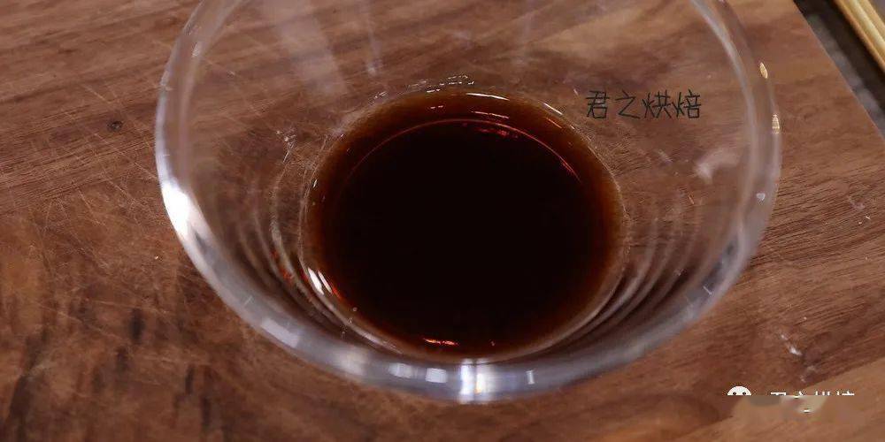 簡單，但超精緻！新手也能搞定的漂亮小蛋糕！ 熱愛美食 第8张