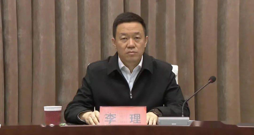 当选市长86天后他任市委书记