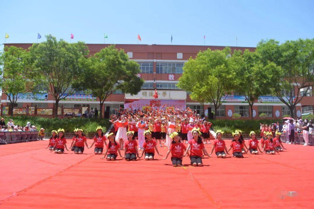 微石楼诵红色经典抒爱国情怀南城明德小学开展献礼建党100周年暨六一