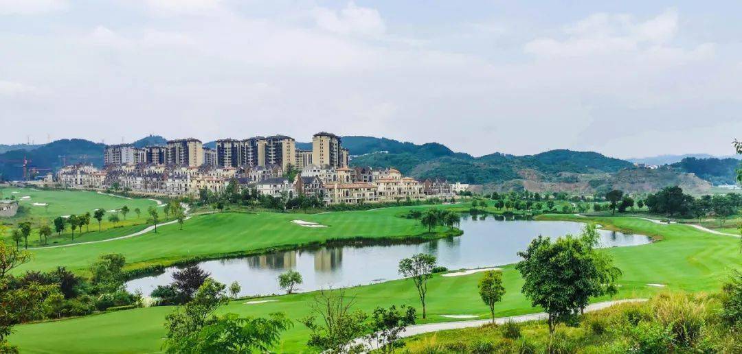 这是贵州省唯一一个国际锦标赛级球场,为乐湾国际城带来环境与配套的