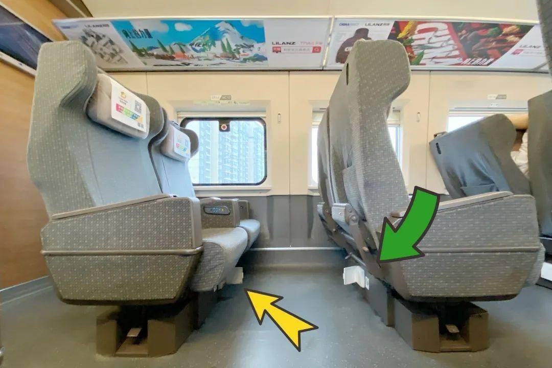 洗手台旁边② 每列车厢的第一排座位前方最后一排座位后方的墙壁上③