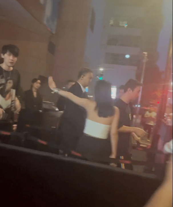 王思聪女伴身材 45a6326b97b344adb69d5df69727d329.png