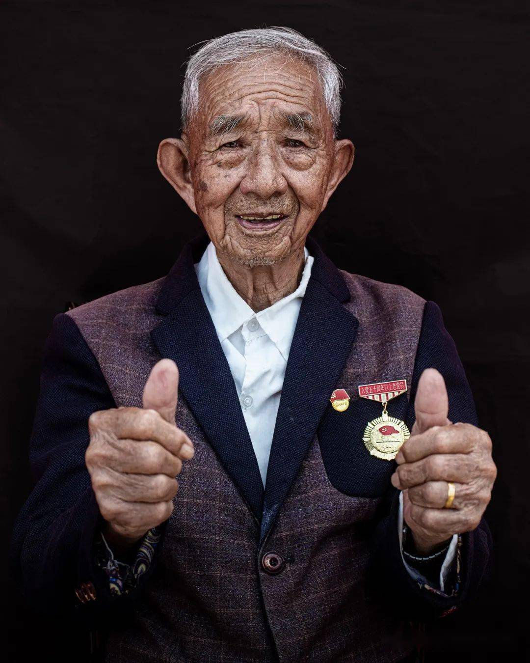 中国最长寿老人800多岁图片