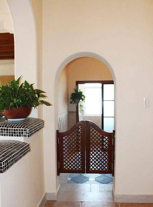 晒晒我家三层的农村小别墅装修只花20万朋友都说值200万