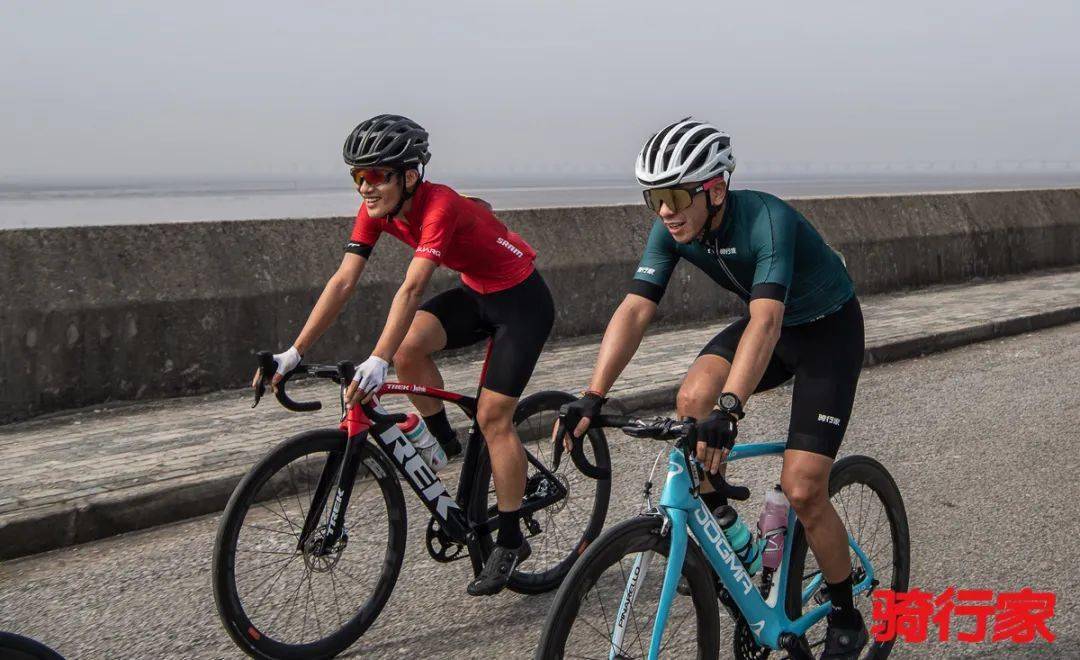 乐享骑中环法中国系列赛全民绕圈赛61上海临港站