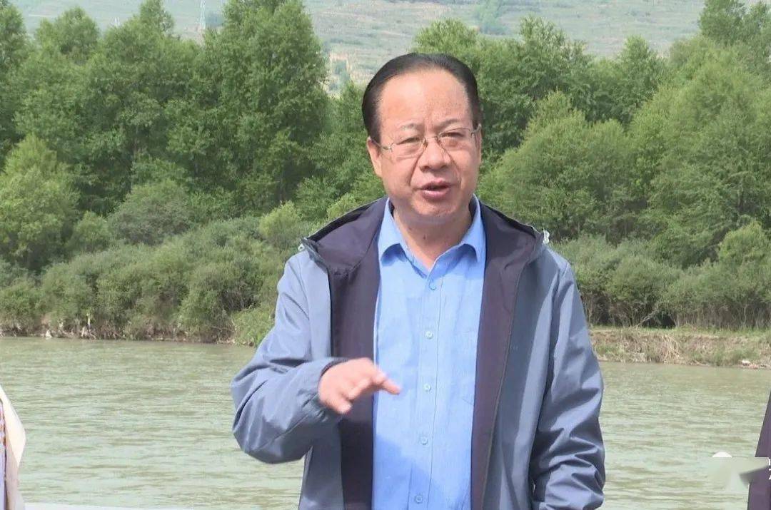 徐景义先后来到岷阳镇,茶埠镇,西江镇,梅川镇洮河