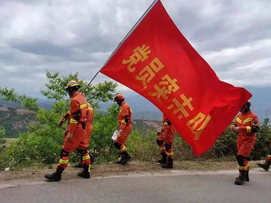 大理消防汇聚橙色力量将学史力行抓深走实