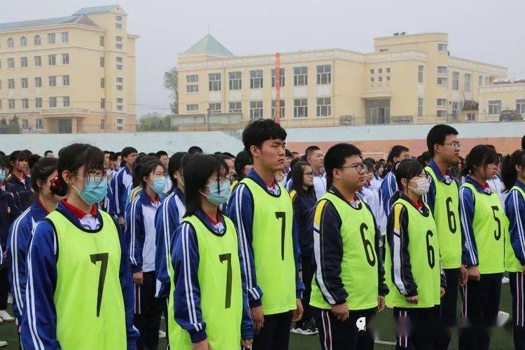 鲜衣怒马韶华行金榜题名慰征程旅顺口区第三高级中学高三考前壮行仪式