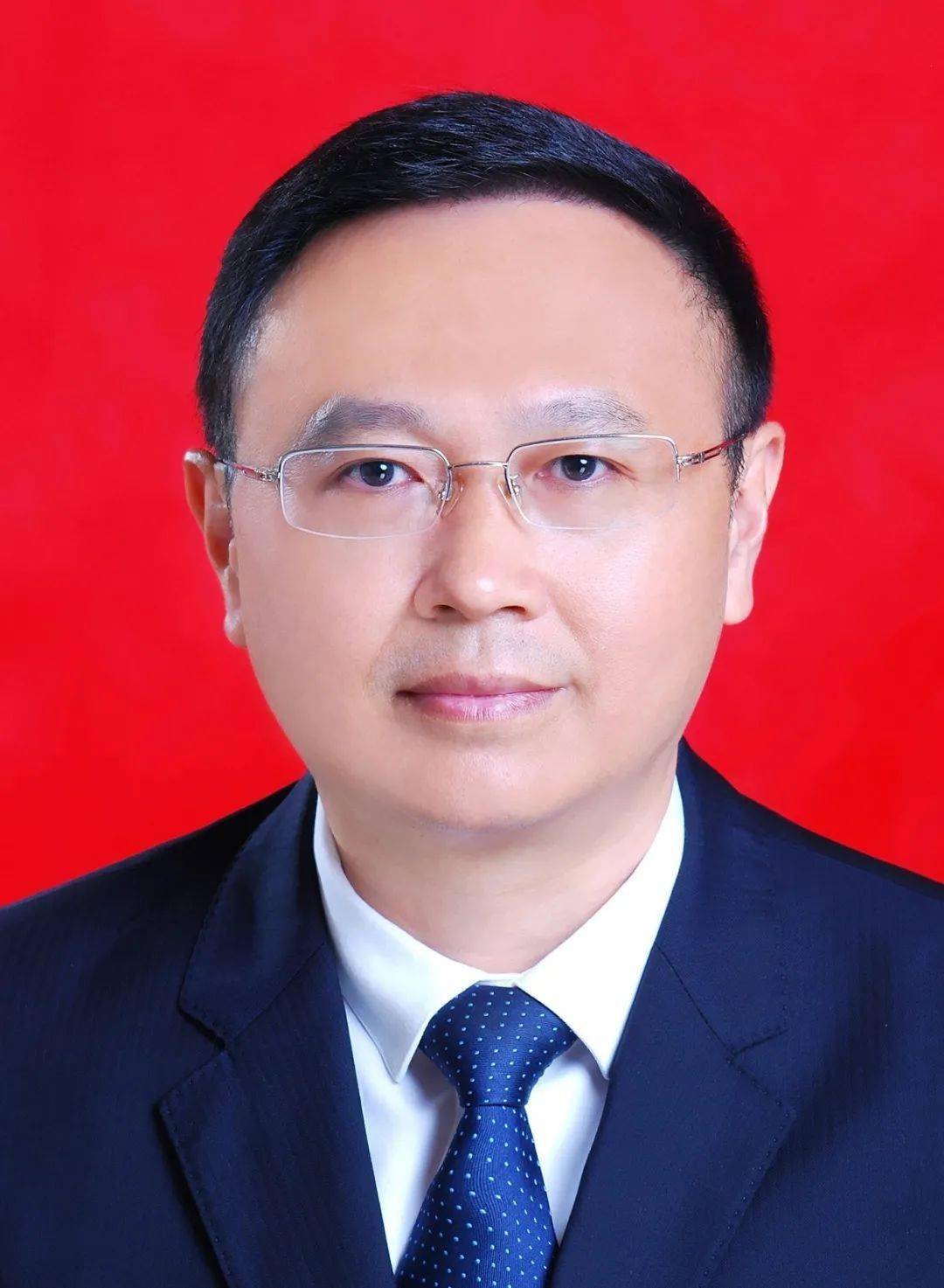 黄俊霖同志简历黄俊霖为巴中市巴州区人民政府区长.