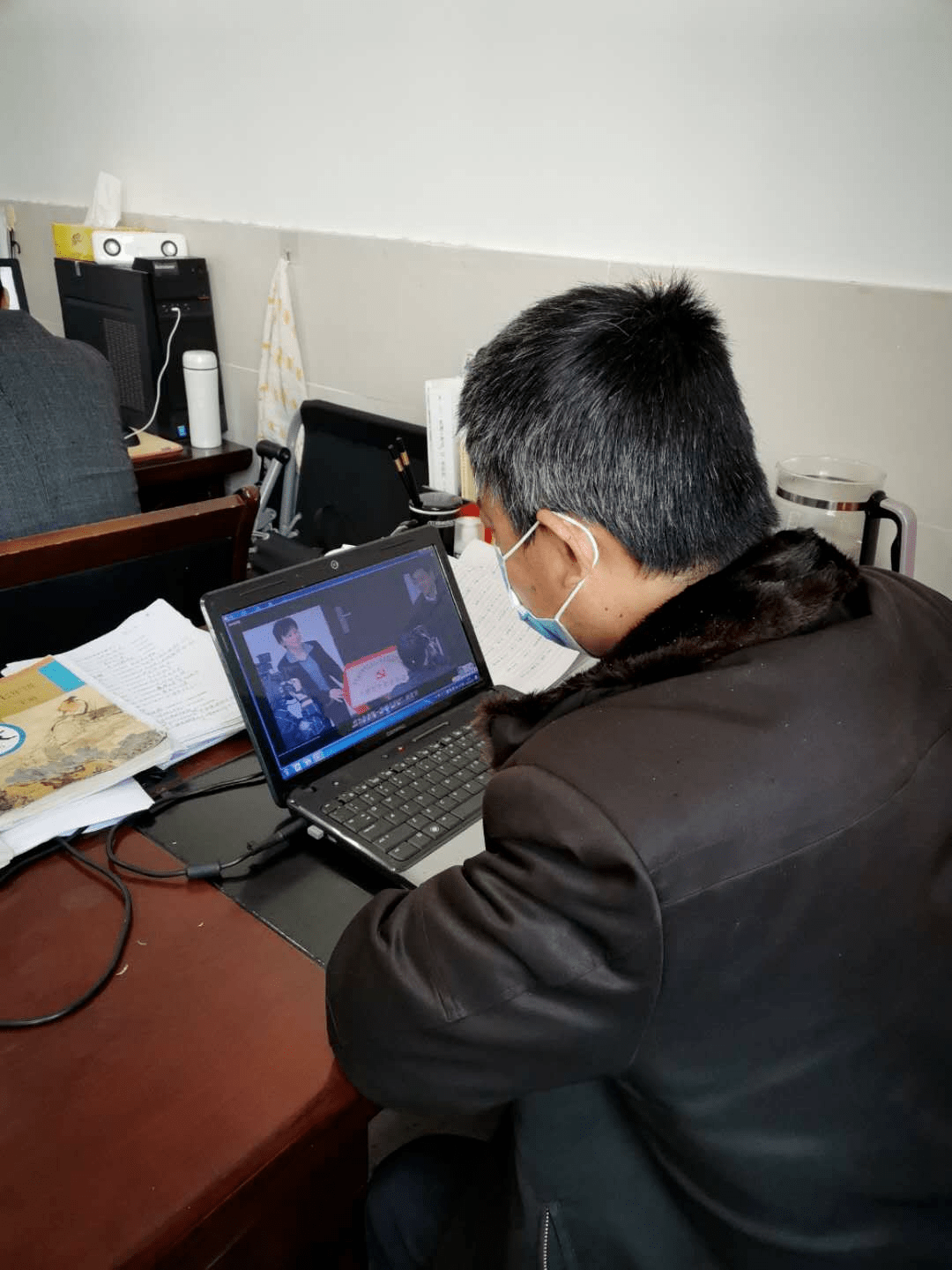 梭子蟹炒年糕年糕要不要先煮熟 d9c12d408e5e43e693a1613769c0fd3e.png