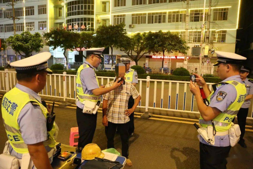 百色市纪委监委驻百色市公安局纪检监