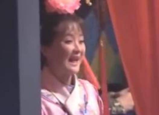 撞脸贾玲?王艳再演“晴儿格格”,脸部松垮浮肿