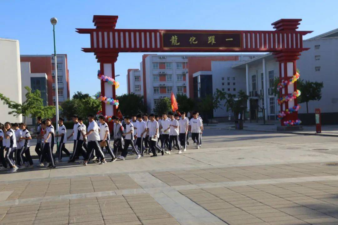 修武一中十年磨剑一朝试锋