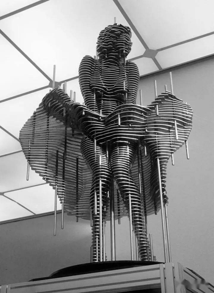 韩国雕塑艺术家朴赞女