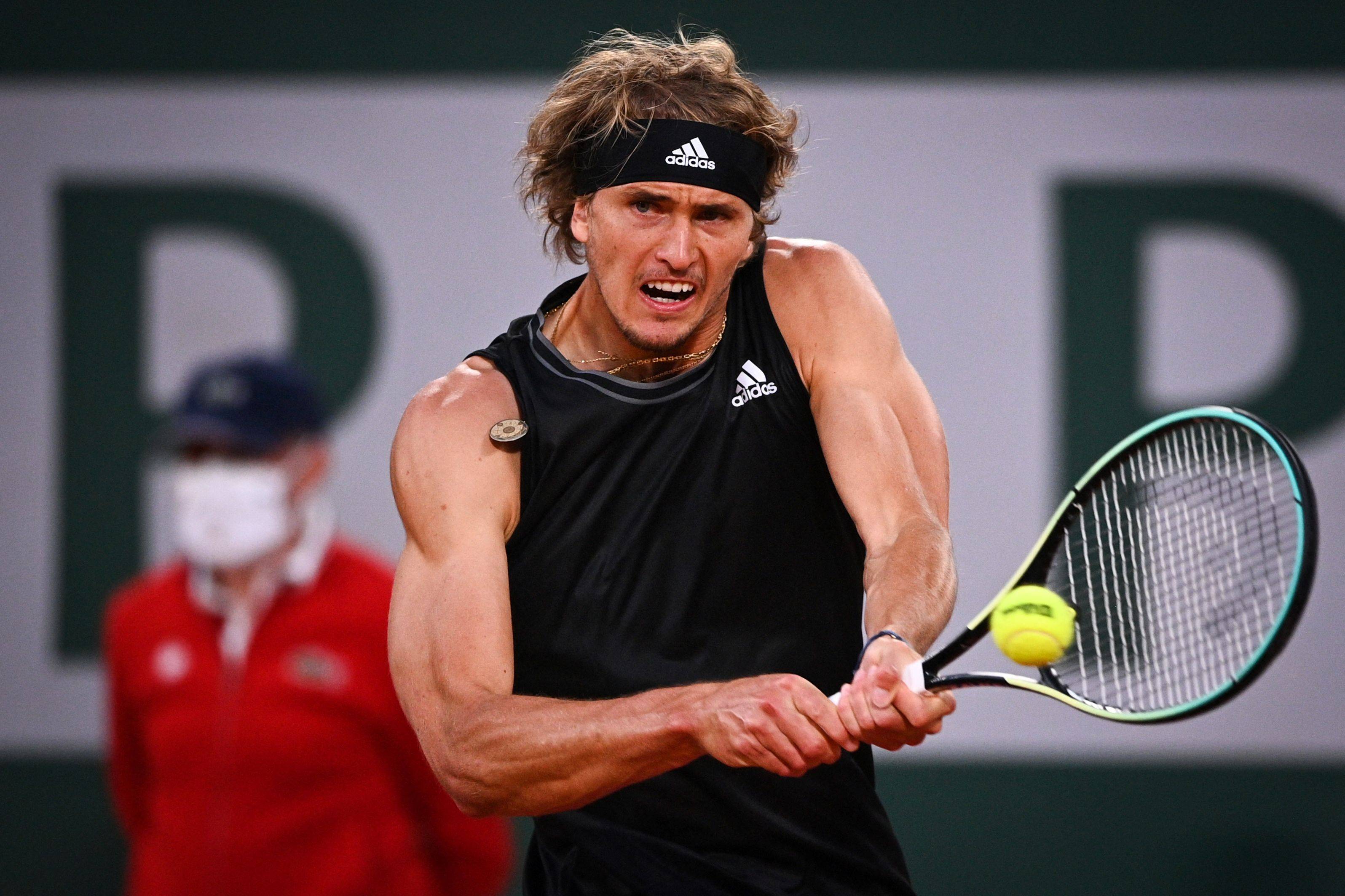 网球法网兹维列夫晋级男单八强