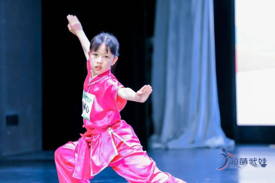 武术女上海（上海武术总会） 武术女上海（上海武术总会）《上海武术演员》 武术资讯