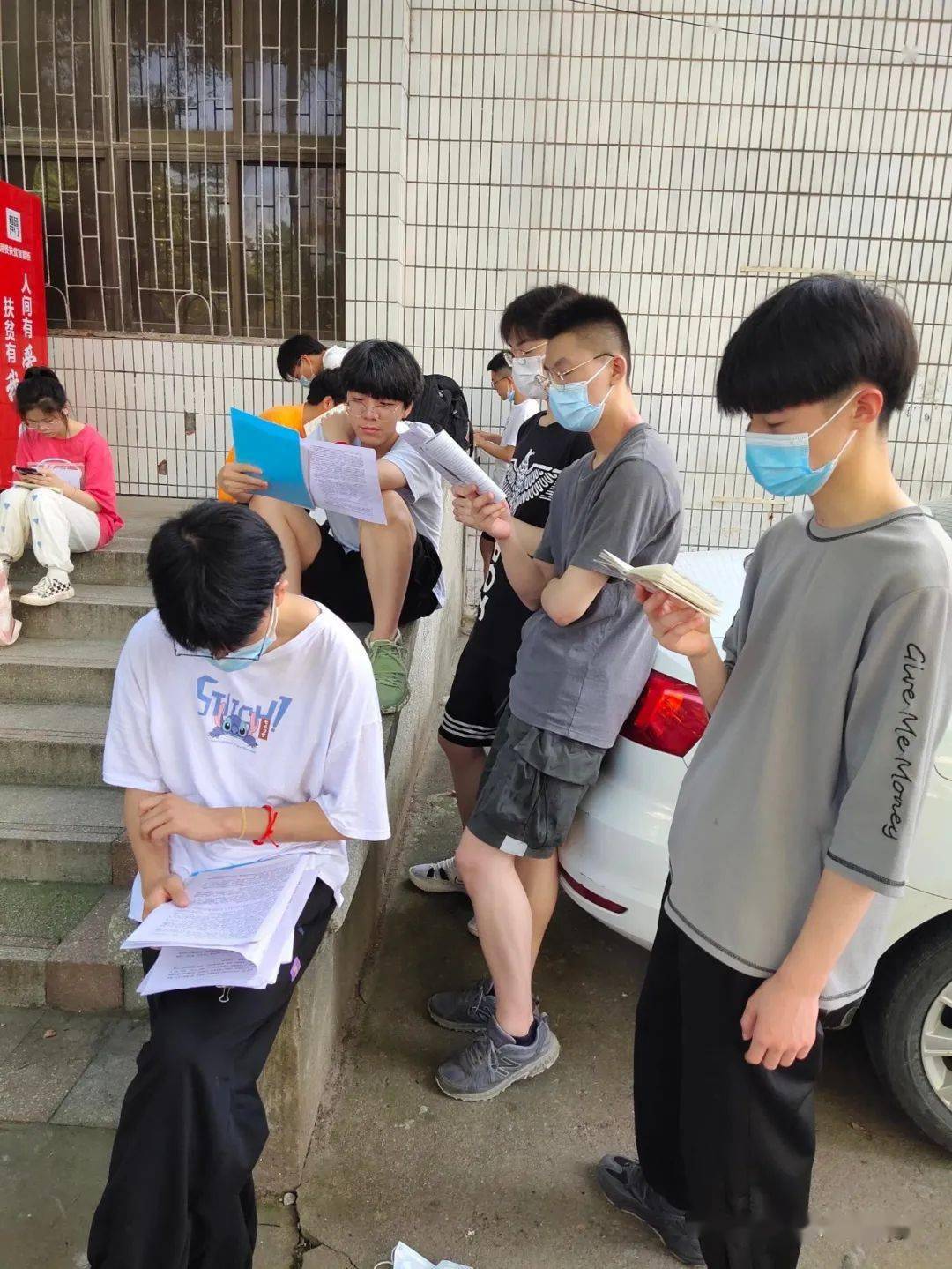 记录美好青春,定格珍贵记忆——华泰中学2021届高三毕业照_学子