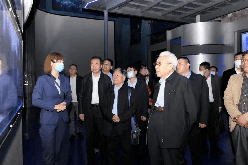 一行|中国科学院院士欧阳自远一行莅临吉林市陨石博物馆