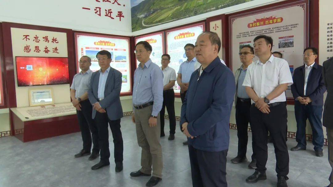 东西部协作青岛市委副书记惠新安一行来元古堆考察调研东西部协作工作