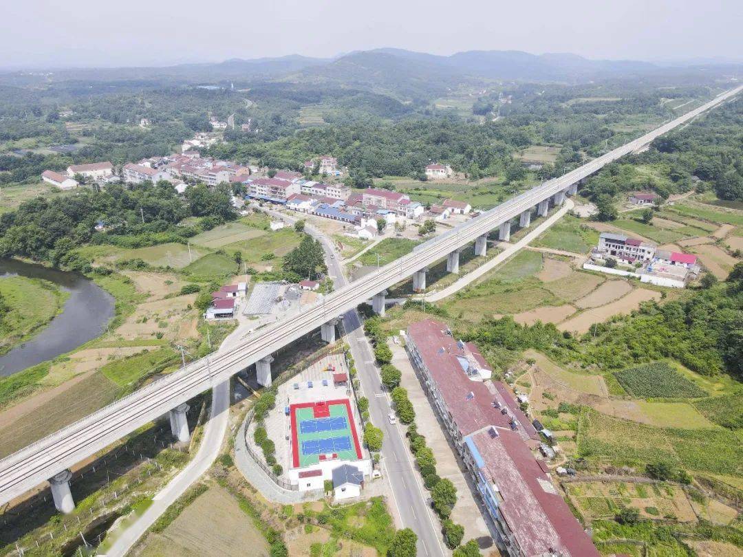 府河镇四五咀村美丽乡村靓起来