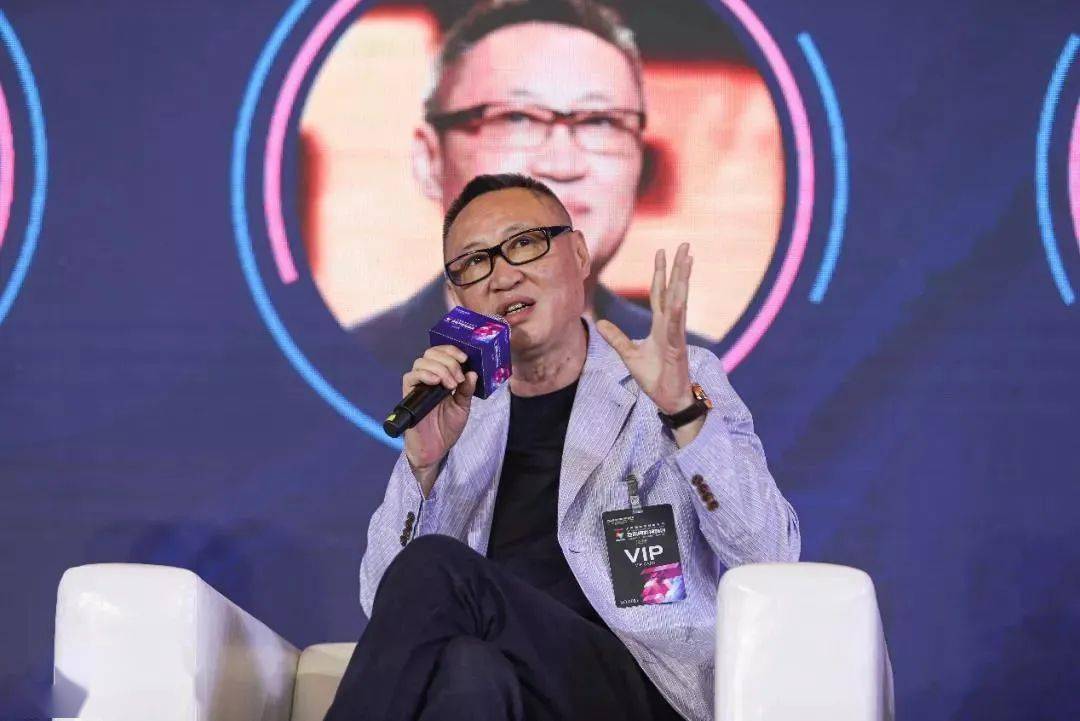 上海国际电影电视节丨奇树有鱼创始人兼ceo董冠杰出席2021互联网影视