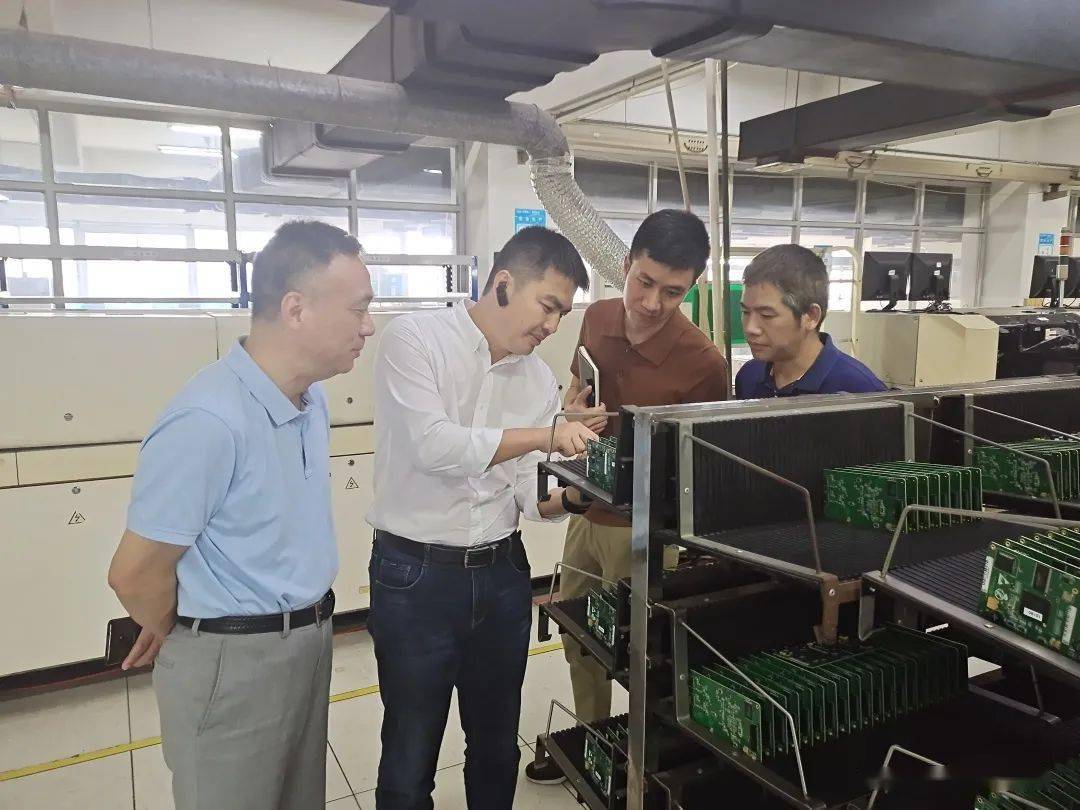 工作动态温州市委编办副主任钱勇赴申瓯通信设备有限公司开展三服务