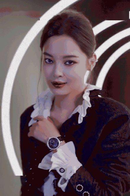 >>>金晨liferecord    滑动查看更多图片 >>>张天爱liferecord   