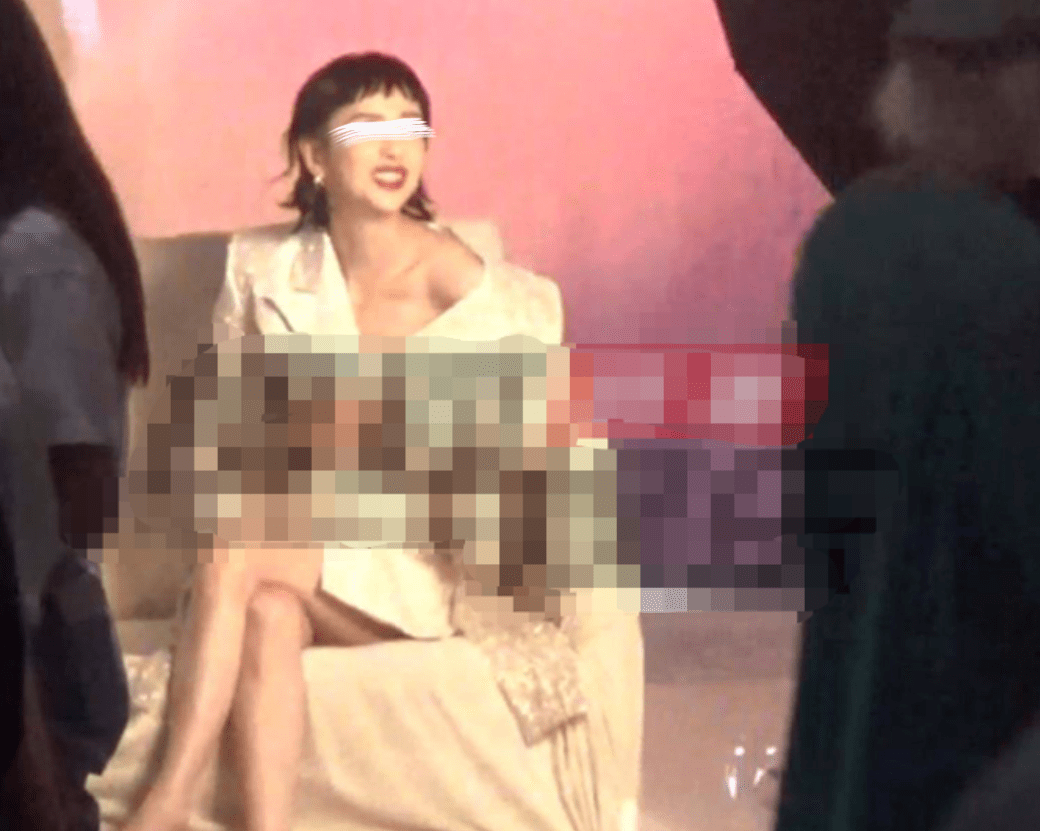 佟丽娅离婚后“夜店浪女照”流出！浓妆露胸、极限时髦：过时的东西，都滚吧！_手机搜狐网