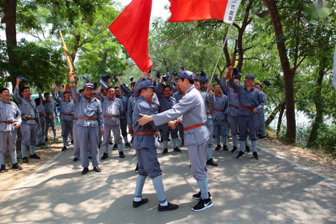 三军大会师 蔡亮图片