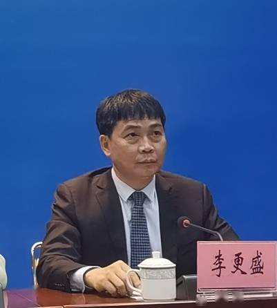 在新闻发布会上,湛江市教育局局长李更盛介绍称,今年湛江全市共有