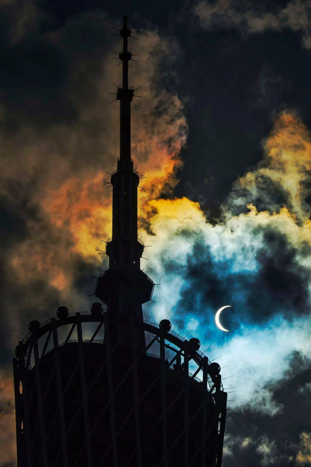 拍照的图片 b944757df52e4c8281792e79b78e4d1d.jpeg