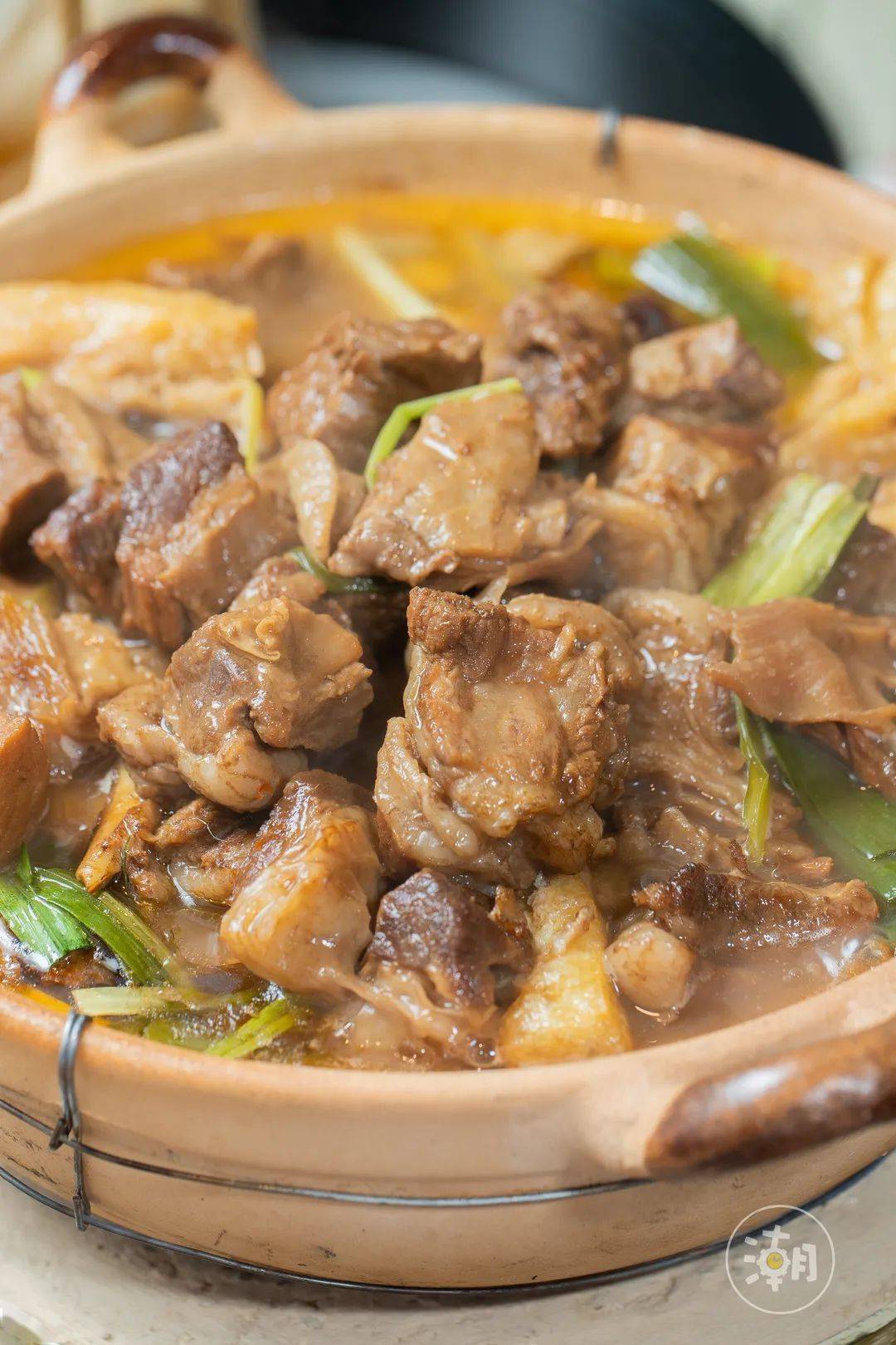 1000w都不卖牛杂煲配方,成都人排队嗨吃!_妹儿