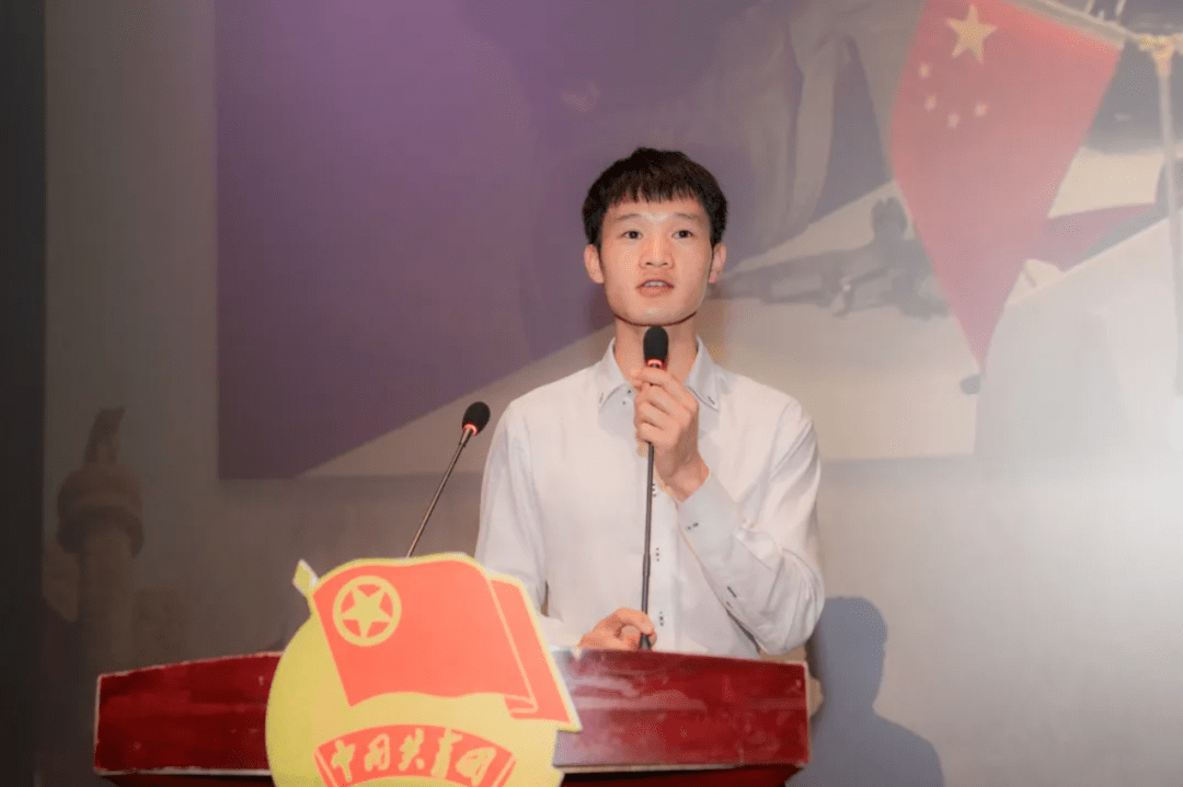 永远跟党走奋进新时代中国青年五四奖章获奖者集体事迹分享会在浙举行