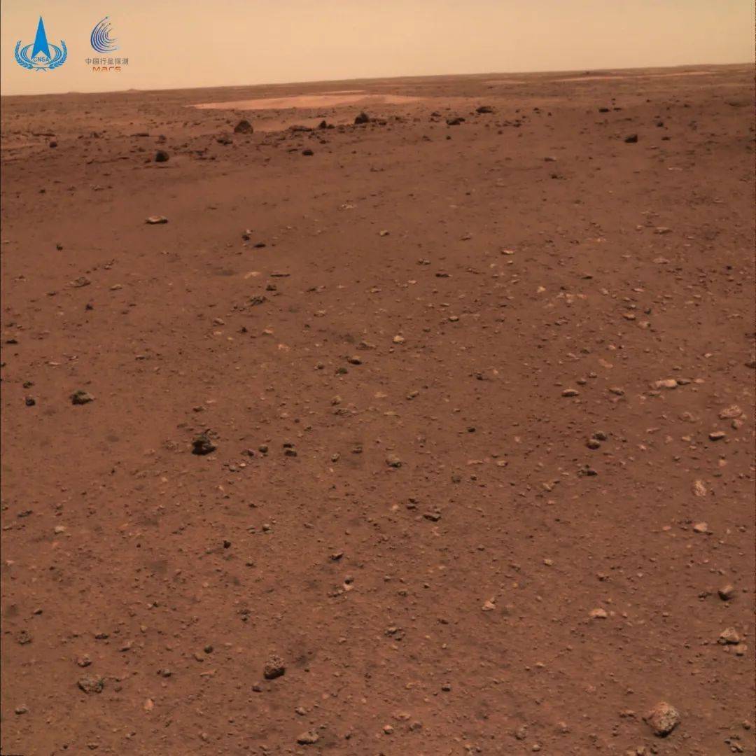 上自|祝融号在火星上自拍还有彩蛋