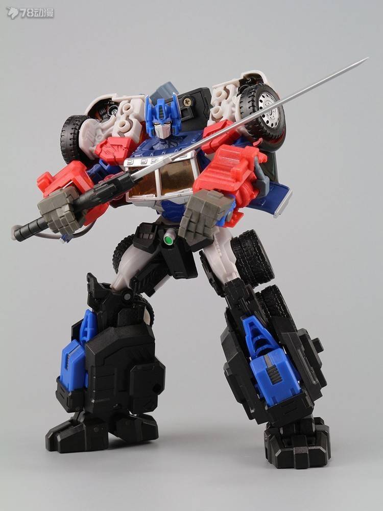 78民间测评:经典系列g2擎天柱 maketoys车厢配件