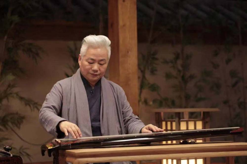 国乐艺术家方锦龙来渝献演携手新九州爱乐带来“神仙合奏”