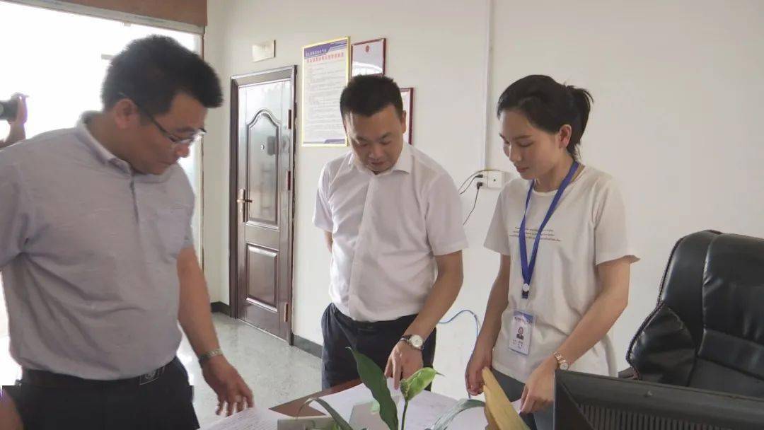 县领导带队开展节前安全生产检查_焦汉雄