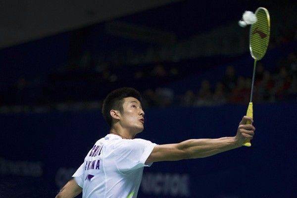 出其不意的网前吊球助你秒杀对手!_羽毛球