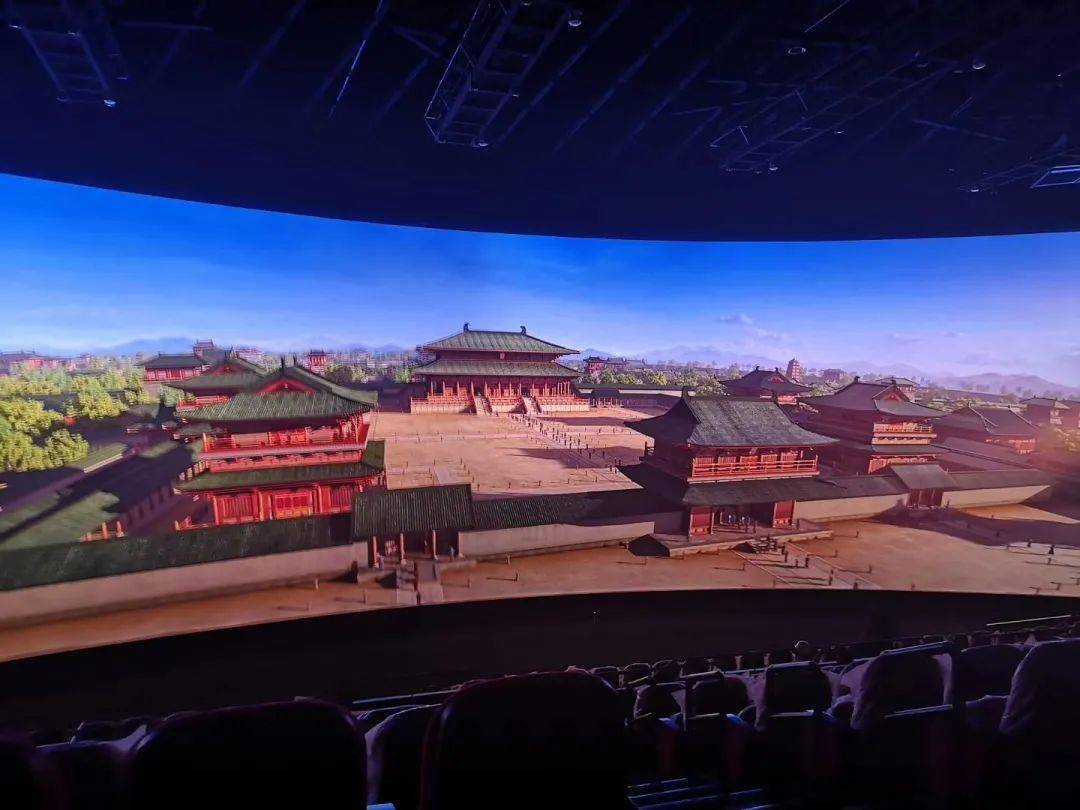 影院经理揭秘损坏银幕赔1万5真不贵