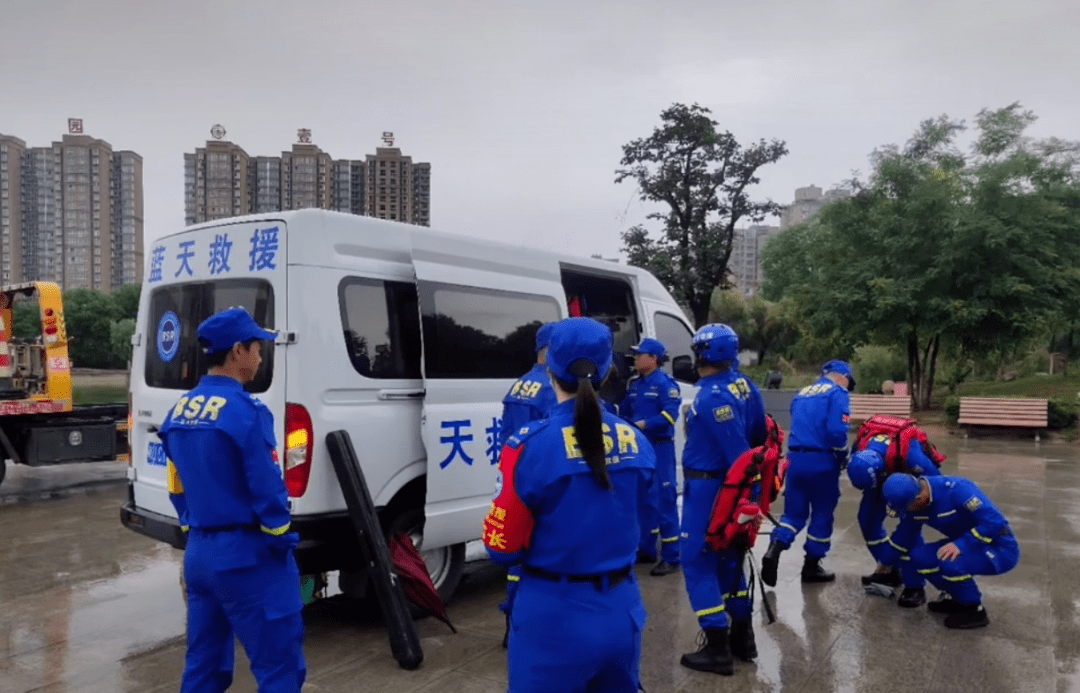 痛心!蒲城一男娃在紫荆公园不幸溺亡…网友呼吁 希望安装上围栏