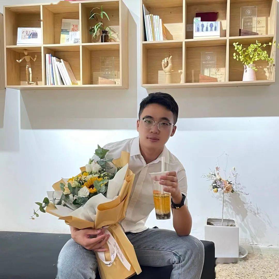 许铁军67风来时摇出心里的凉意