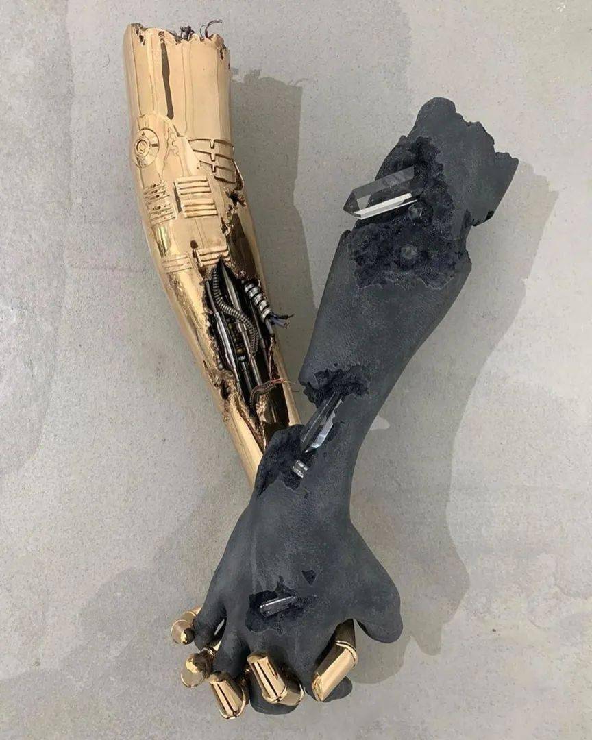 情欲大师空山基创造的机械幻想性感机械姬横行40年