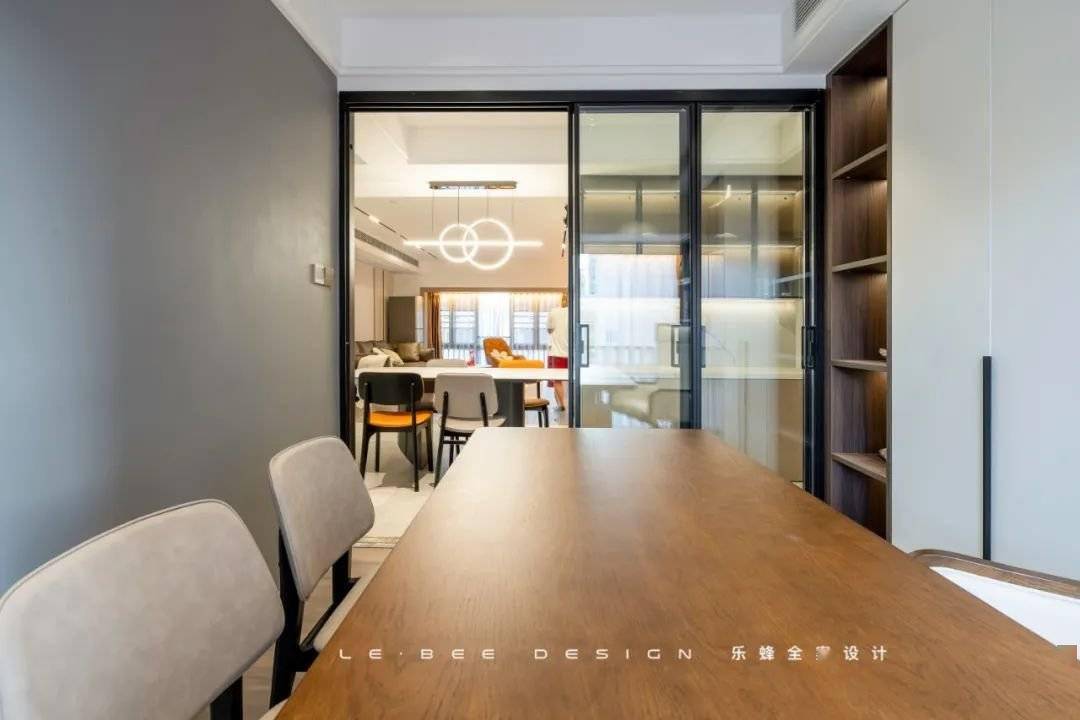 实景案例|“洄游动线”打造出灵动空间_设计