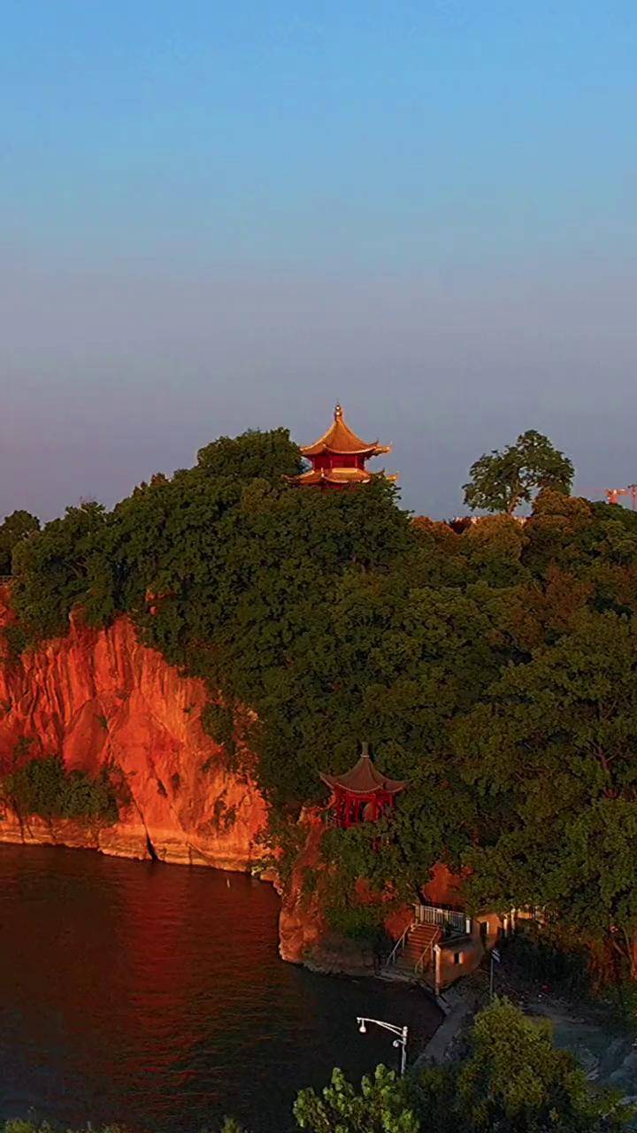 金陵四十八景之燕矶夕照日落落日余晖映晚霞治愈系风景抖音旅游我在