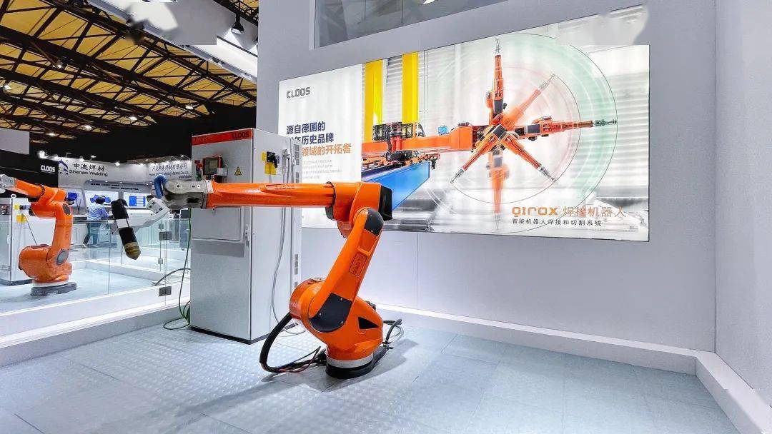 焊接新产品发布埃斯顿cloos新款焊接机器人及新款焊接电源start系列