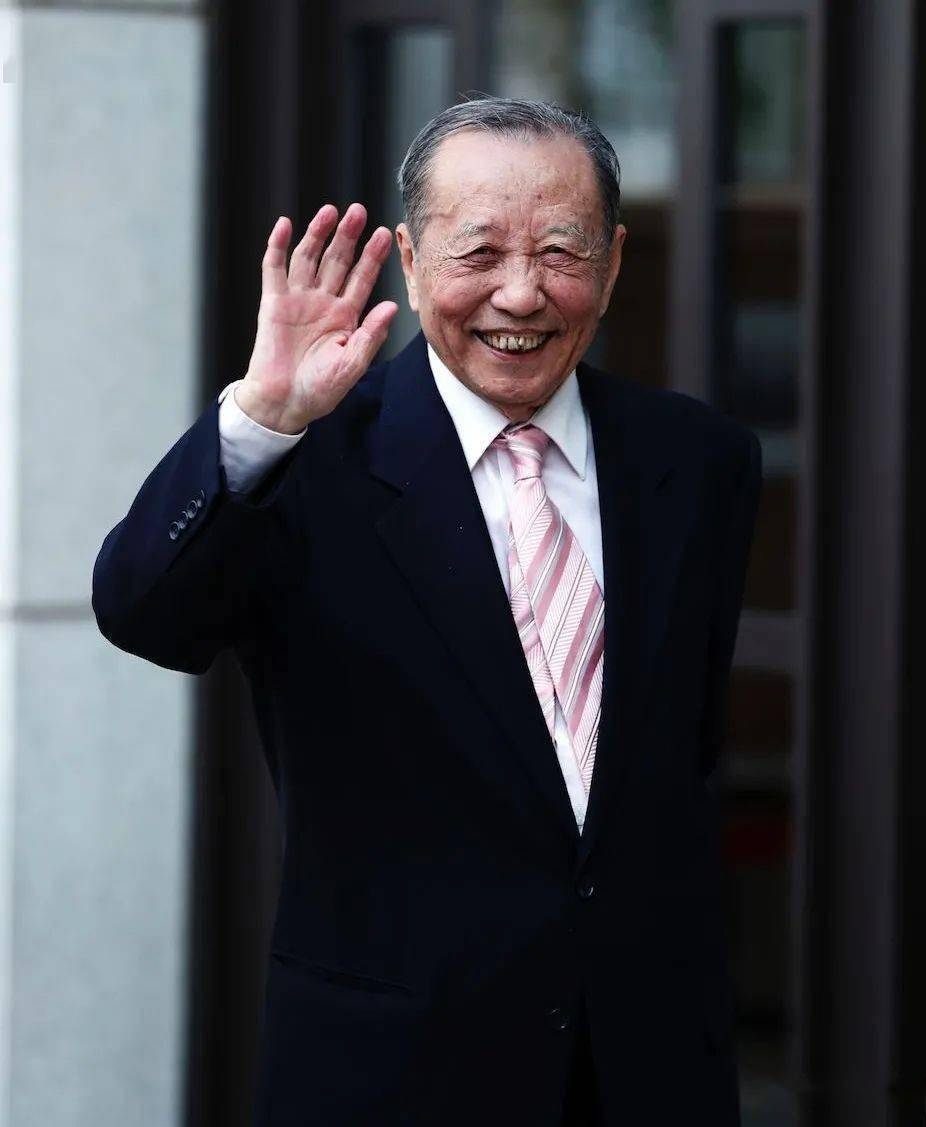 惠疾患无数,育桃李芬芳,深切缅怀外科肿瘤学家张嘉庆教授