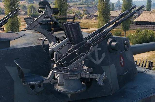 五入,等于在五重脑袋上安了一门2-3级坦克的主炮,炮上架炮,还是弹夹炮