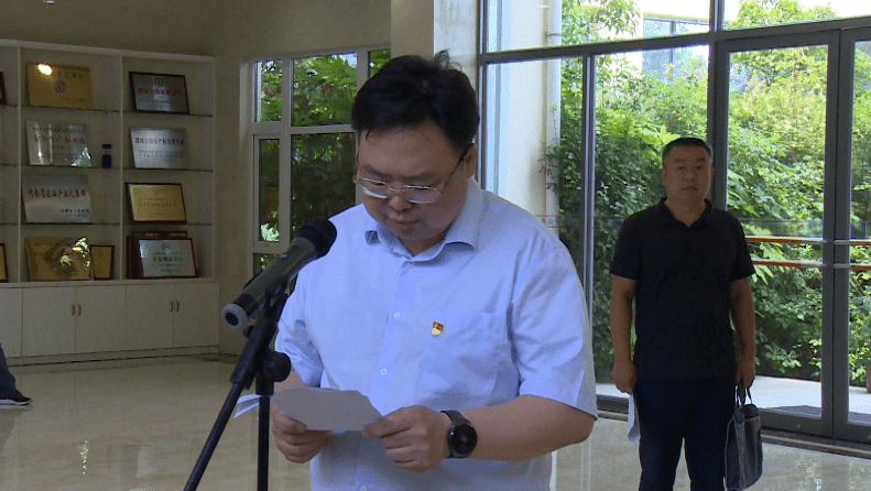 市检察院检察长陈连东到我县调研服务企业工作暨举行