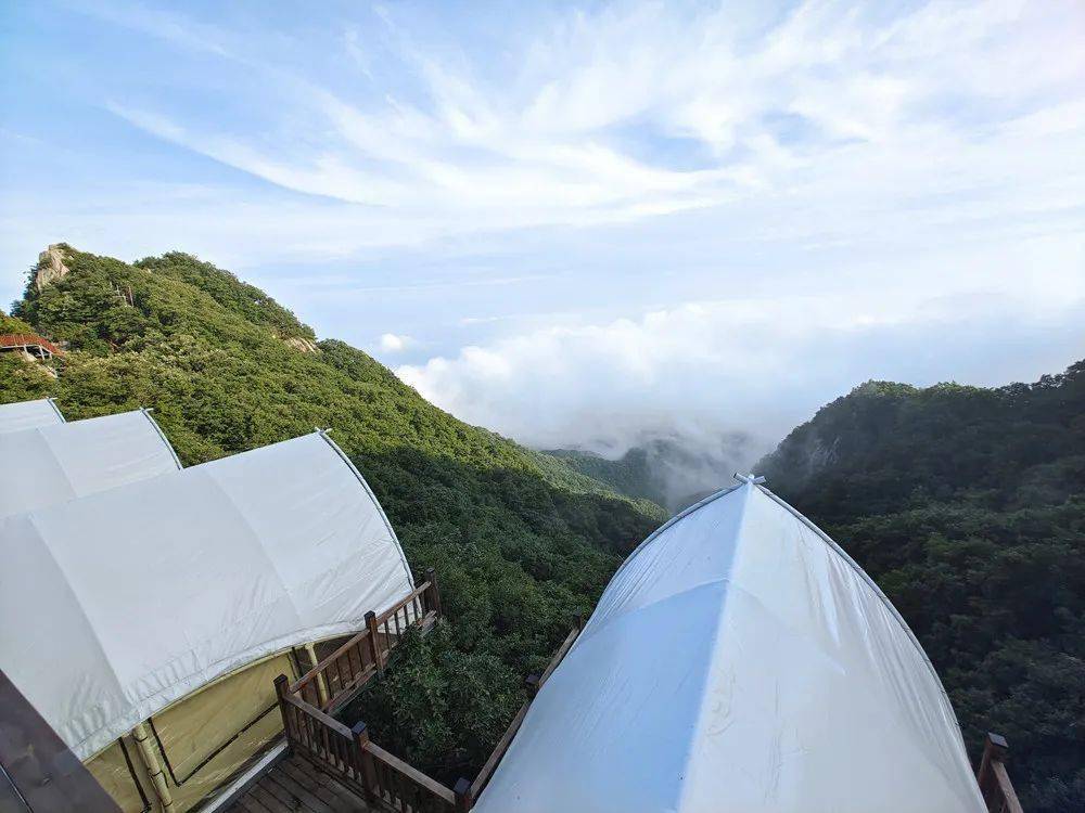 远离城市燥热纵享山间清凉聚云谷野奢帐篷酒店避世又避暑